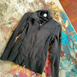 Nike Fit Dry Black Women’s Small fitted stretchy full zip jacket with thumbholes